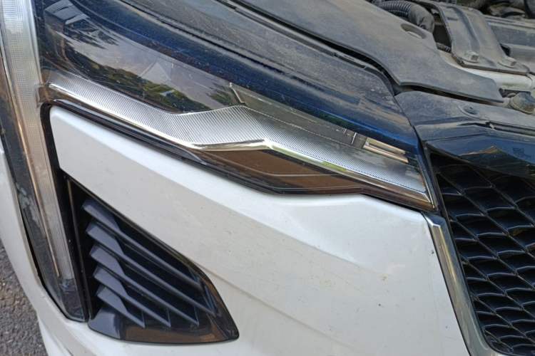 Used Cadillac CT4 2020 28T Elite Edition Right Front Headlight
