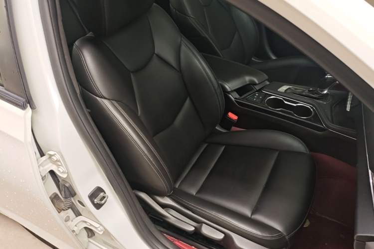 Used Cadillac CT4 2020 28T Fashion Edition Right Front Seat