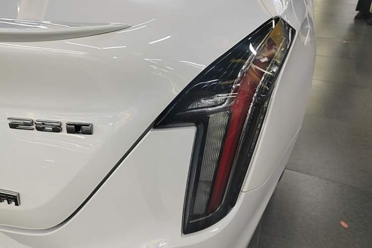 Used Cadillac CT4 2020 28T Fashion Edition Right Rear Taillight