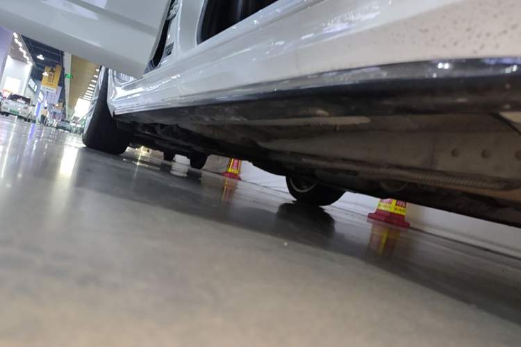 Used Cadillac CT4 2020 28T Fashion Edition Right Side Sill