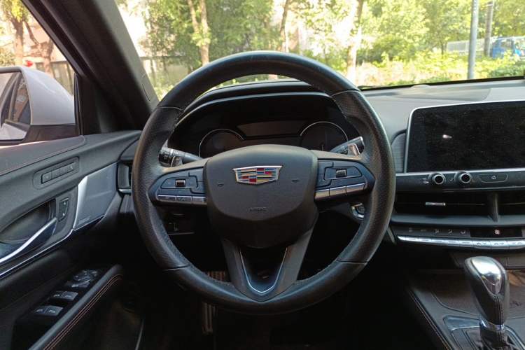 Used Cadillac CT4 2020 28T Elite Edition Steering Wheel