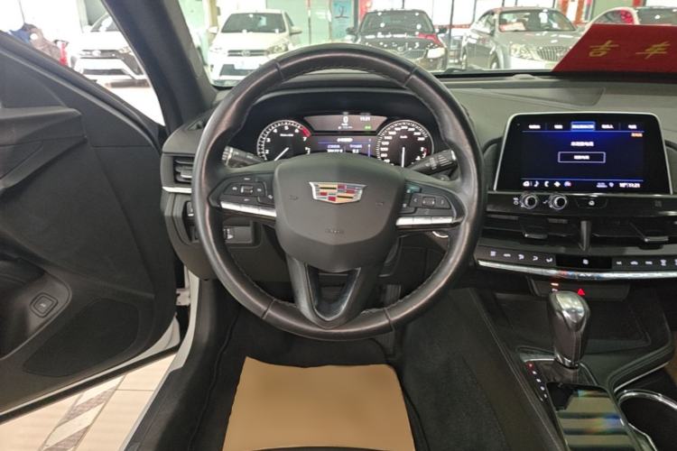 Used Cadillac CT4 2020 28T Fashion Edition Steering Wheel