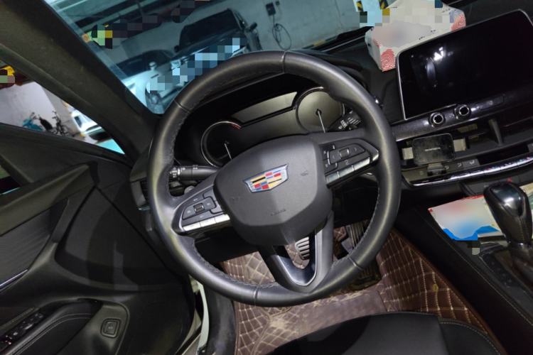 Used Cadillac CT4 2020 28T Fashion Edition Steering Wheel
