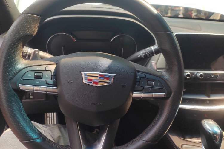 Used Cadillac CT4 2020 28T Elite Edition Steering Wheel