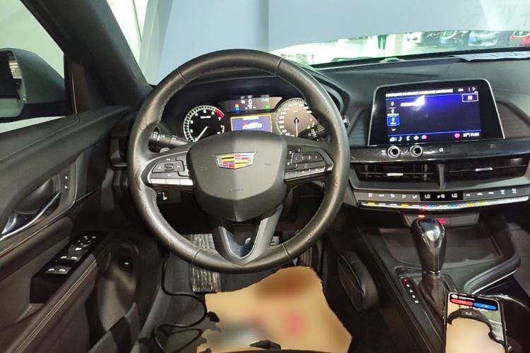 Used Cadillac CT4 2020 28T Fashion Edition Steering Wheel