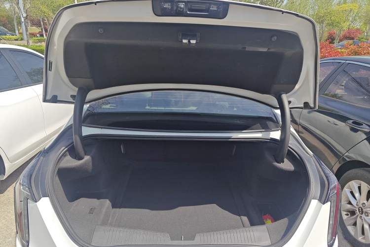 Used Cadillac CT4 2020 28T Fashion Edition Trunk
