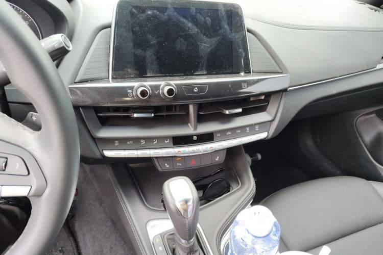 Used Cadillac CT4 2021 28T Luxury Model Audio And AC Panel