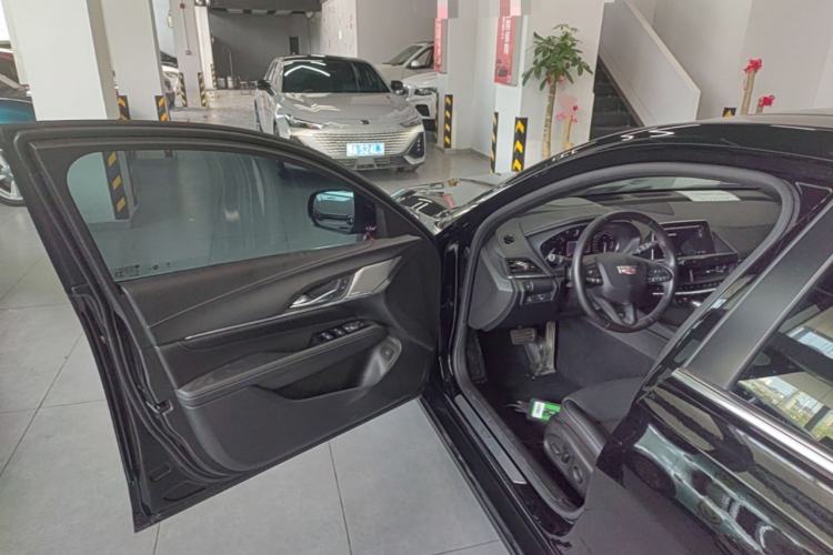 Used Cadillac CT4 2021 28T Luxury Model Driver Seat