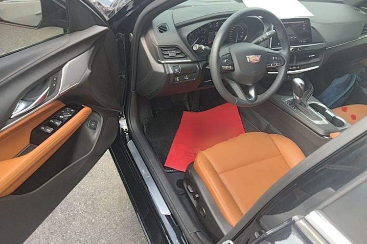 Used Cadillac CT4 2021 28T Luxury Model Driver Seat