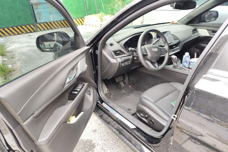 Used Cadillac CT4 2021 28T Luxury Model Driver Seat