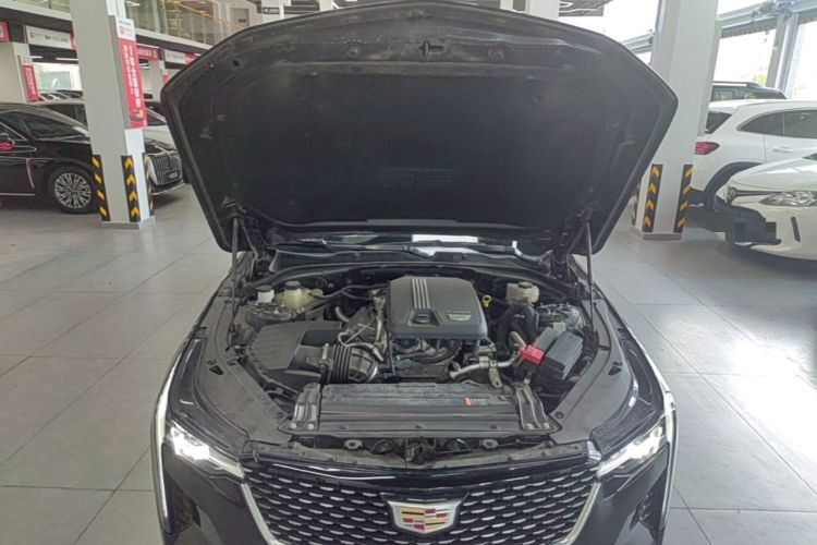 Used Cadillac CT4 2021 28T Luxury Model Engine Bay