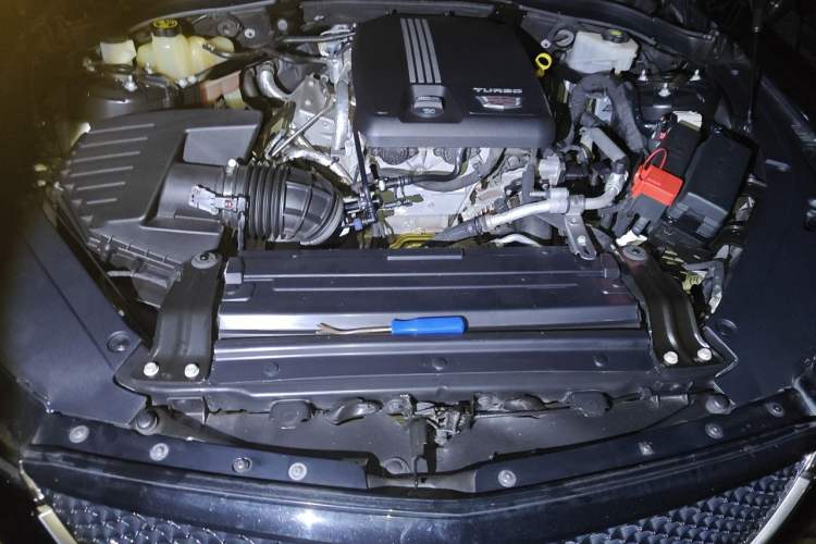Used Cadillac CT4 2021 28T Fashion Edition Engine Bay