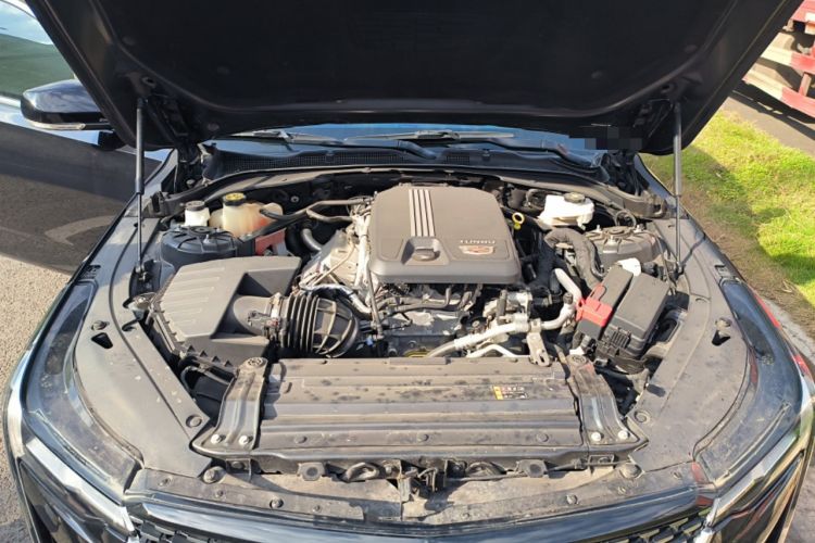 Used Cadillac CT4 2021 28T Luxury Model Engine Bay