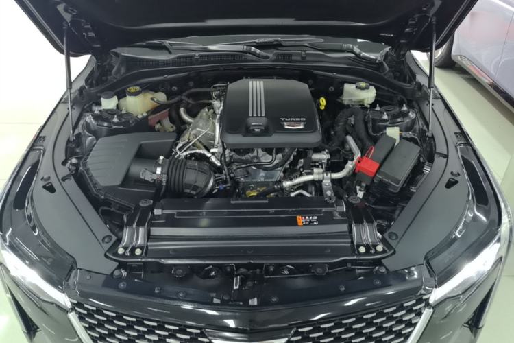 Used Cadillac CT4 2021 28T Luxury Model Engine Bay