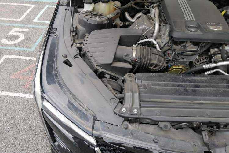 Used Cadillac CT4 2021 28T Fashion Edition Engine Bay Right