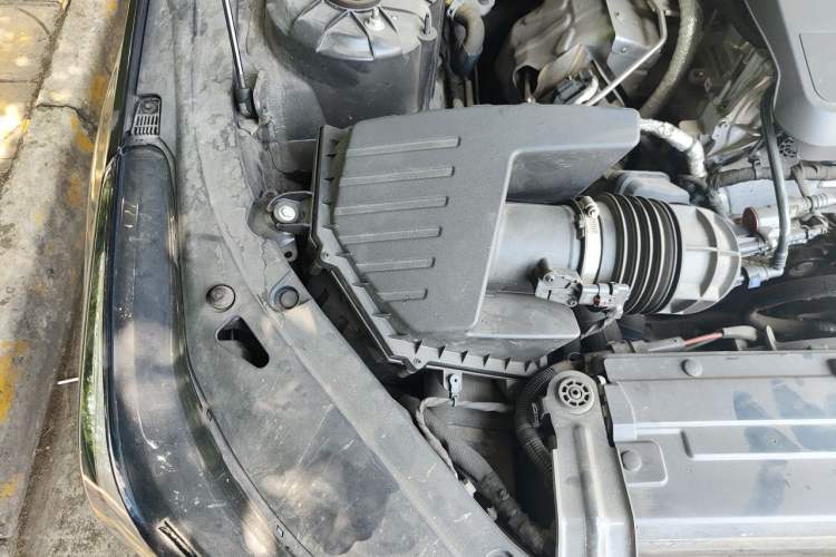 Used Cadillac CT4 2021 28T Luxury Model Engine Bay Right