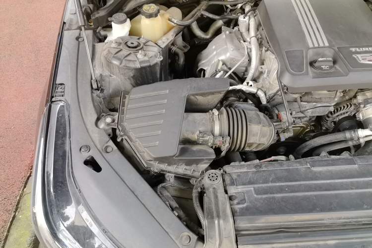 Used Cadillac CT4 2021 28T Luxury Model Engine Bay Right
