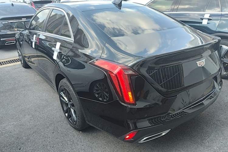 Used Cadillac CT4 2021 28T Luxury Model Exterior 2