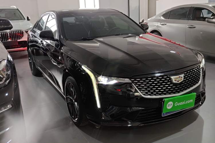 Used Cadillac CT4 2021 28T Luxury Model Front Right 45 Deg