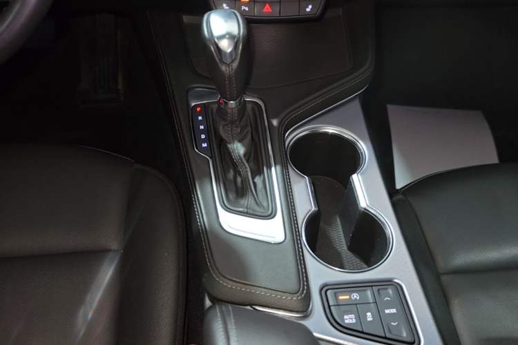 Used Cadillac CT4 2021 28T Luxury Model Gear Lever