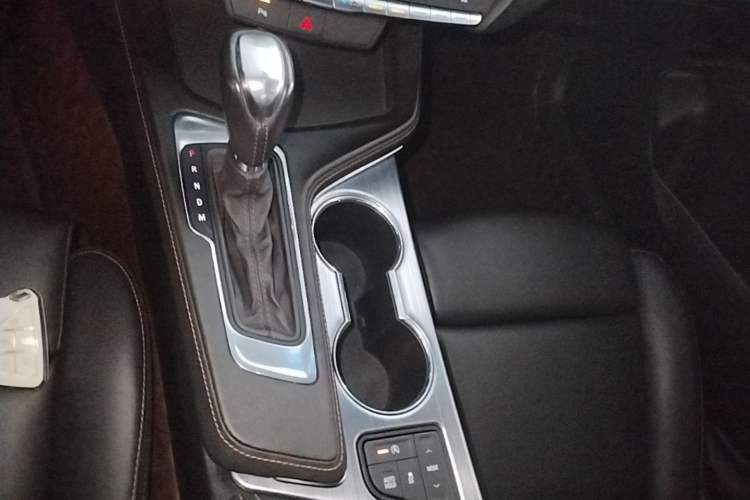 Used Cadillac CT4 2021 28T Prestige Edition Gear Lever