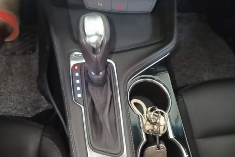 Used Cadillac CT4 2021 28T Fashion Edition Gear Lever