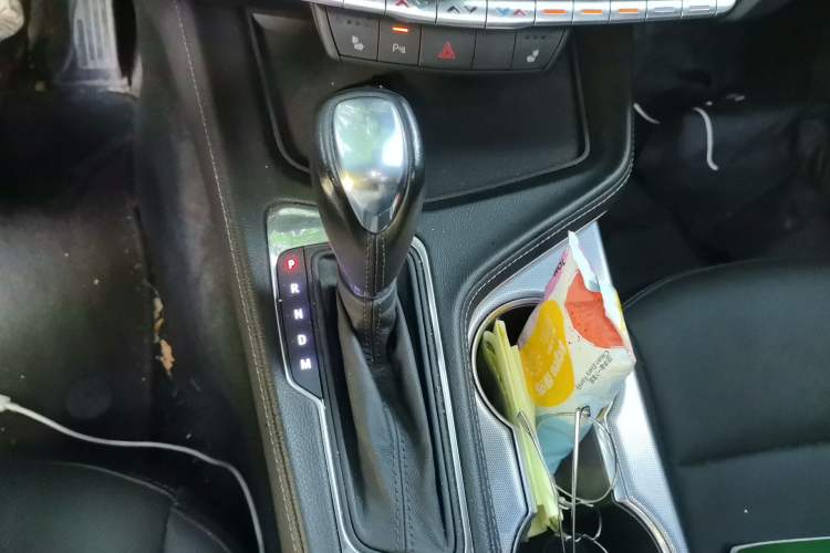 Used Cadillac CT4 2021 28T Luxury Model Gear Lever