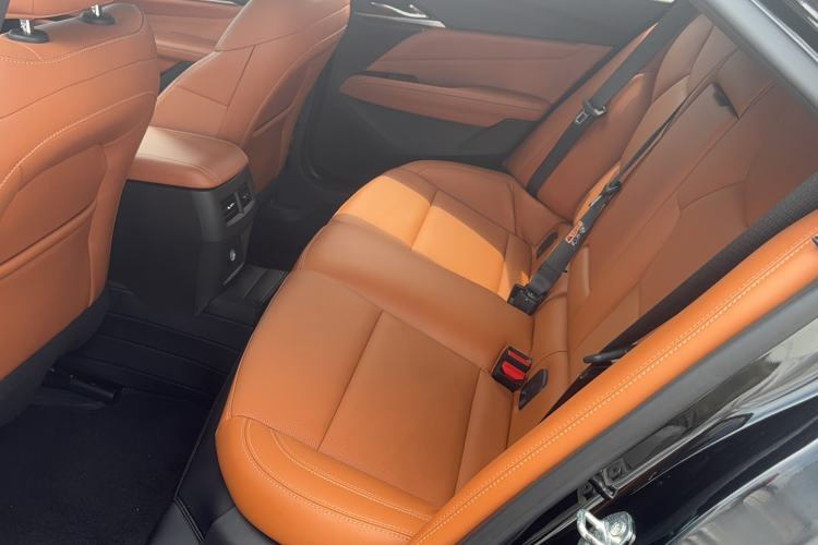 Used Cadillac CT4 2021 28T Luxury Model Interior 2