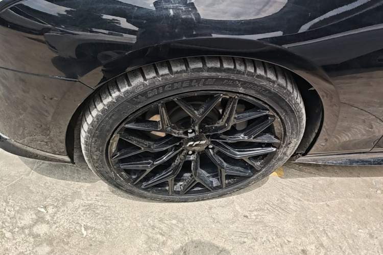 Used Cadillac CT4 2021 28T Fashion Edition Left Front Wheel Hub