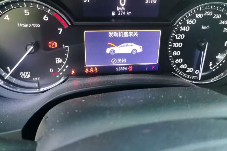 Used Cadillac CT4 2021 28T Luxury Model Odometer Close Up
