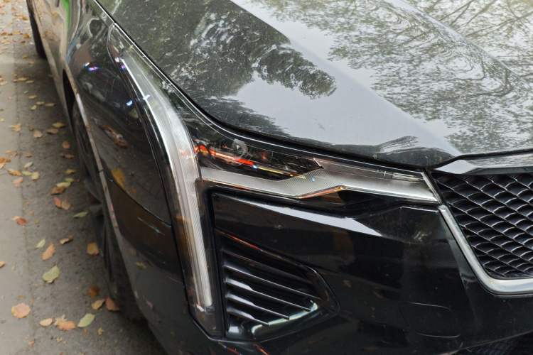 Used Cadillac CT4 2021 28T Fashion Edition Right Front Headlight