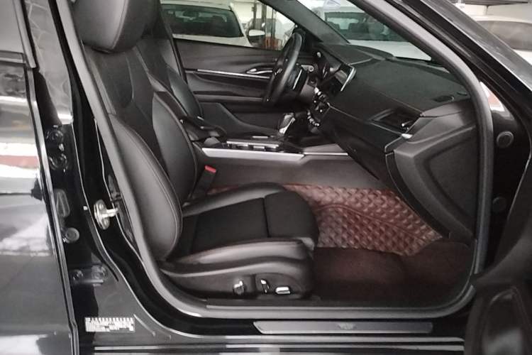 Used Cadillac CT4 2021 28T Prestige Edition Right Front Seat