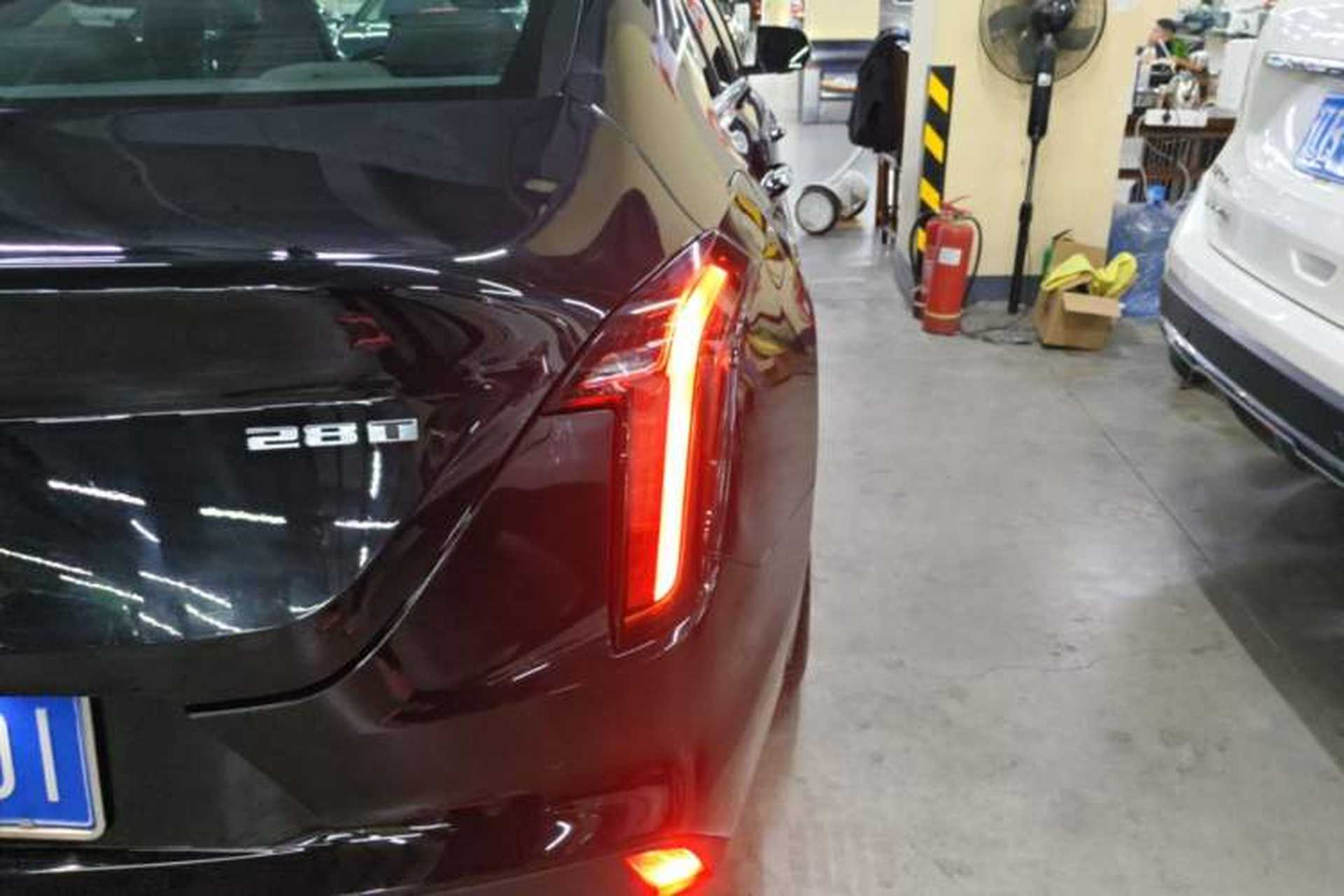 Used Cadillac CT4 2021 28T Luxury Model Right Rear Taillight