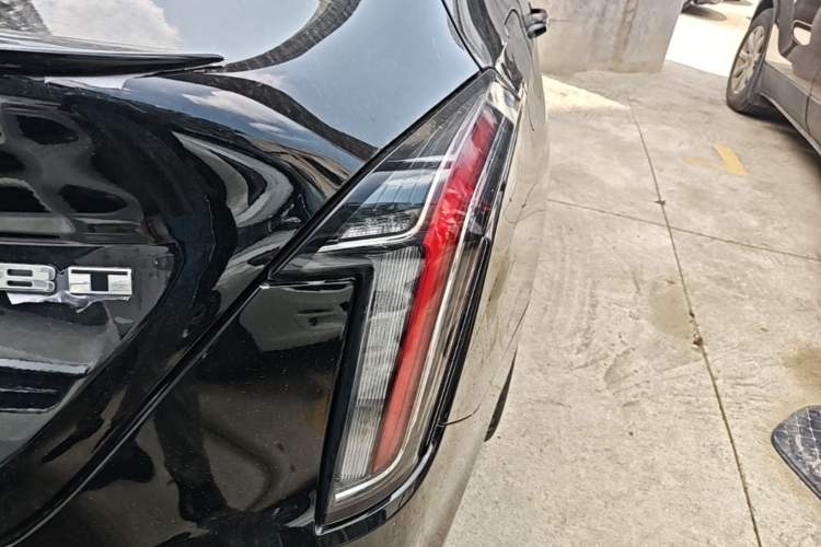 Used Cadillac CT4 2021 28T Fashion Edition Right Rear Taillight