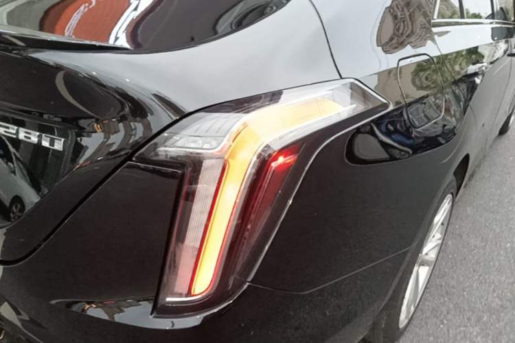 Used Cadillac CT4 2021 28T Fashion Edition Right Rear Taillight
