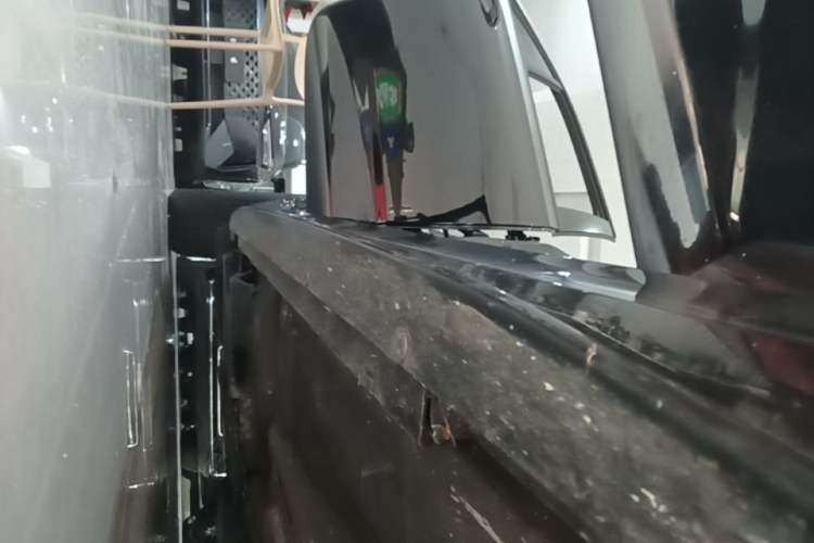 Used Cadillac CT4 2021 28T Fashion Edition Right Side Sill