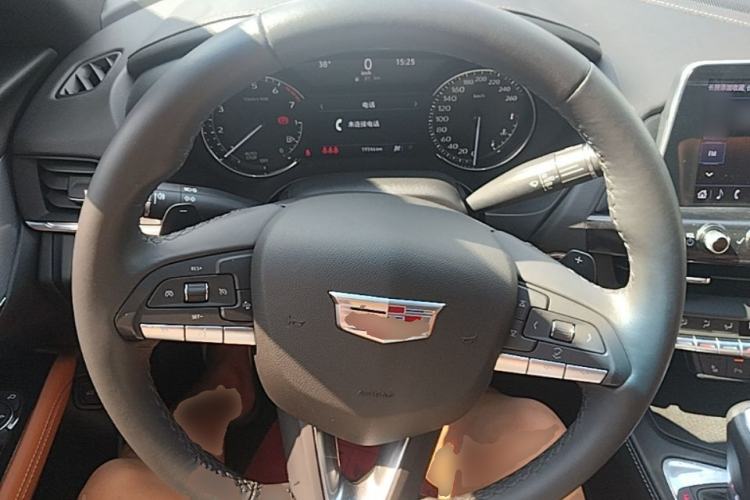 Used Cadillac CT4 2021 28T Luxury Model Steering Wheel