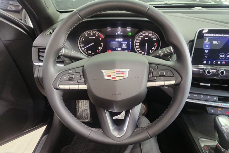 Used Cadillac CT4 2021 28T Luxury Model Steering Wheel