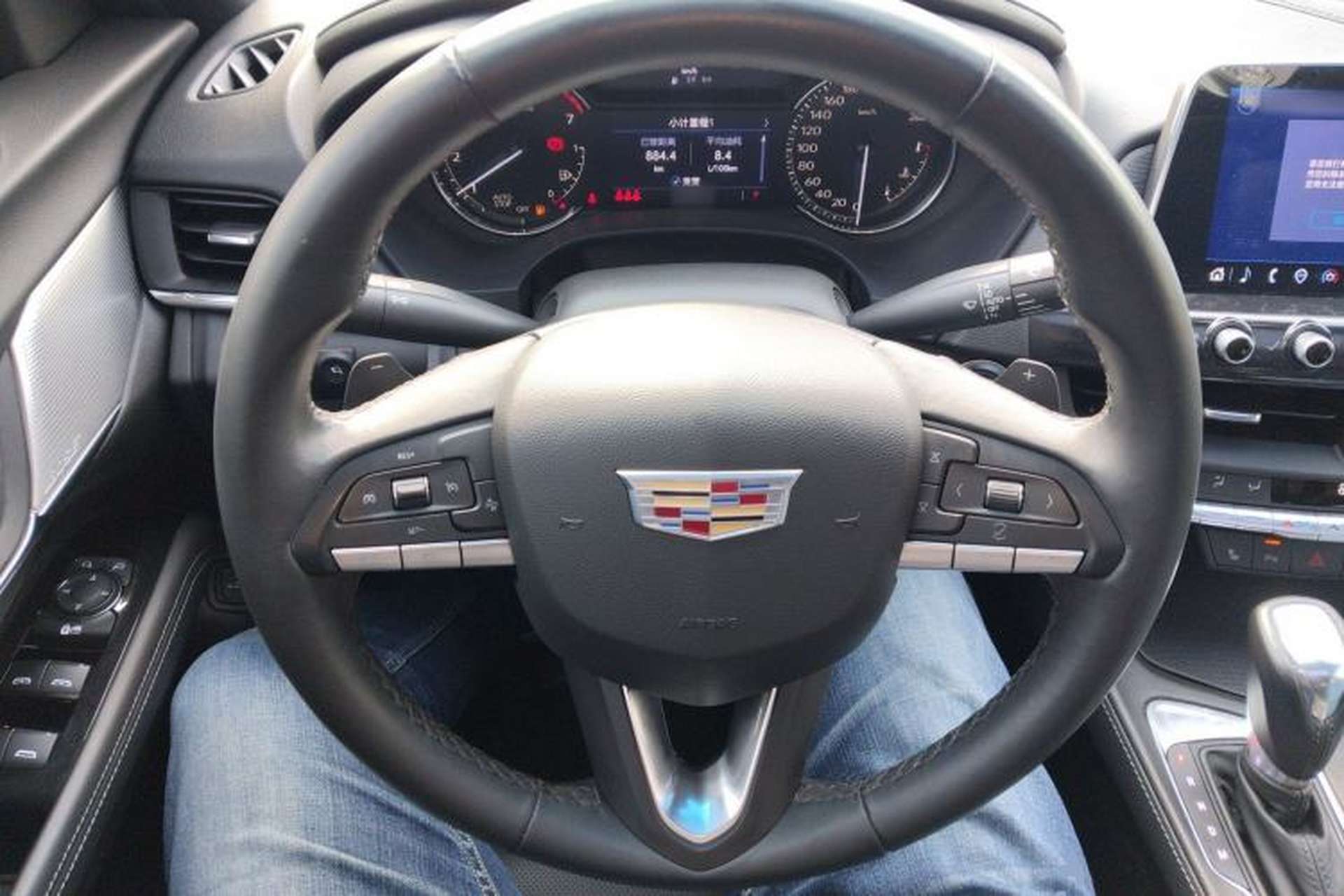 Used Cadillac CT4 2021 28T Luxury Model Steering Wheel
