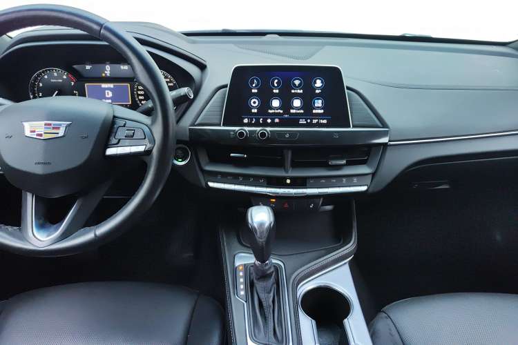 Used Cadillac CT4 2021 28T Luxury Model Audio And AC Panel