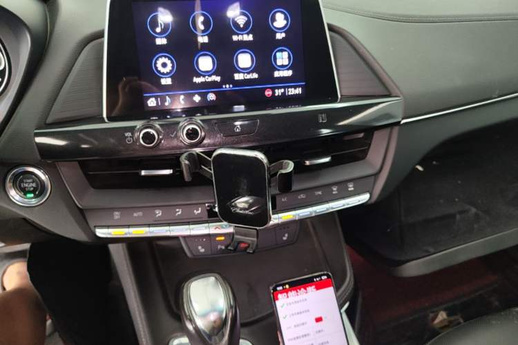 Used Cadillac CT4 2021 28T Luxury Model Audio And AC Panel