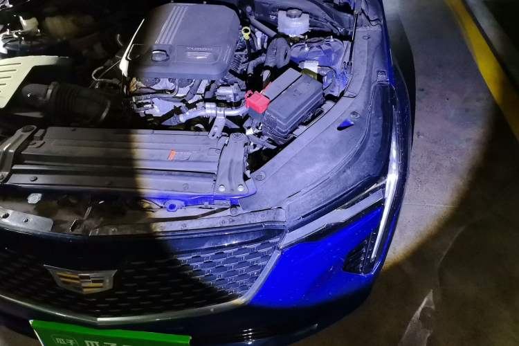 Used Cadillac CT4 2021 28T Luxury Model Engine Bay Left