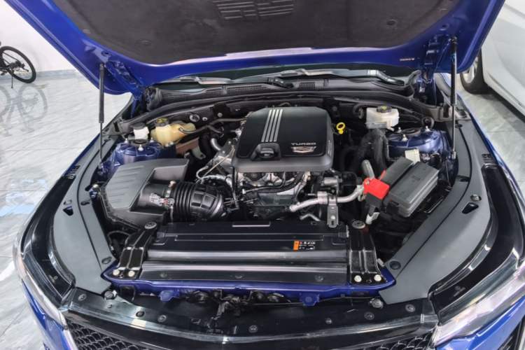 Used Cadillac CT4 2021 28T Fashion Edition Engine Bay