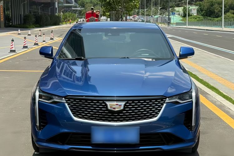 Used Cadillac CT4 2021 28T Luxury Model Exterior 2