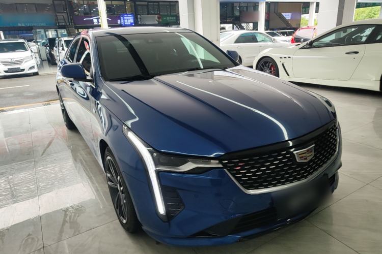 Used Cadillac CT4 2021 28T Luxury Model Front Right 45 Deg