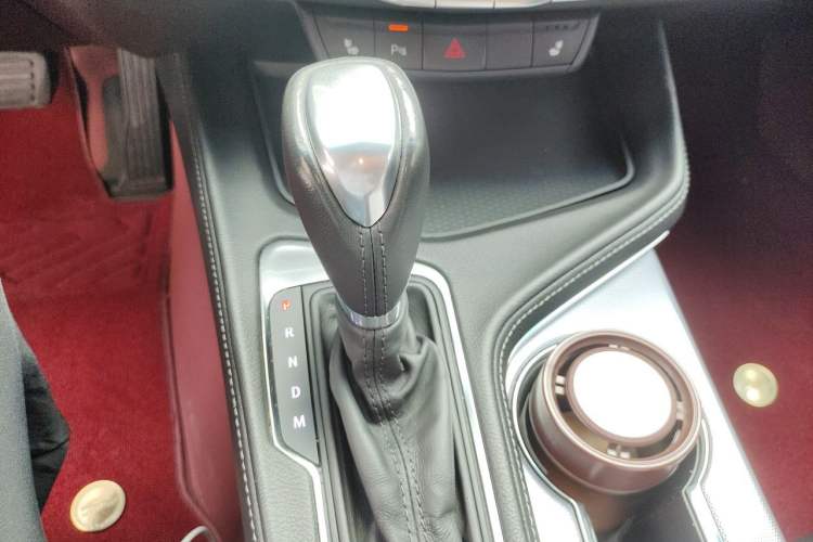 Used Cadillac CT4 2021 28T Luxury Model Gear Lever