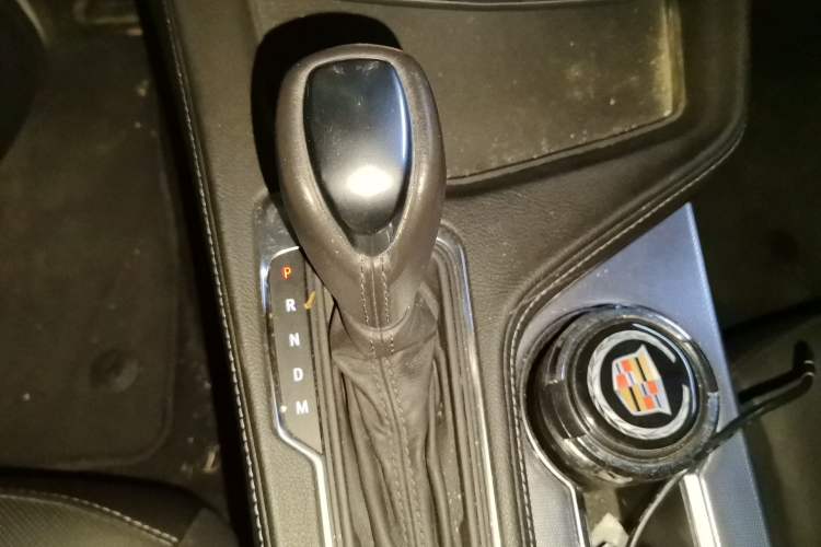 Used Cadillac CT4 2021 28T Luxury Model Gear Lever