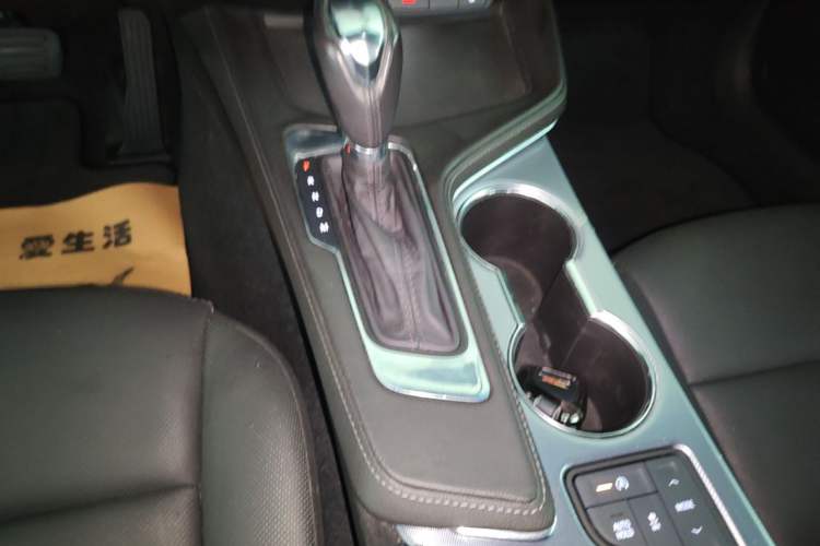 Used Cadillac CT4 2021 28T Luxury Model Gear Lever