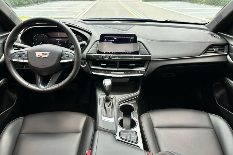 Used Cadillac CT4 2021 28T Fashion Edition Interior 1