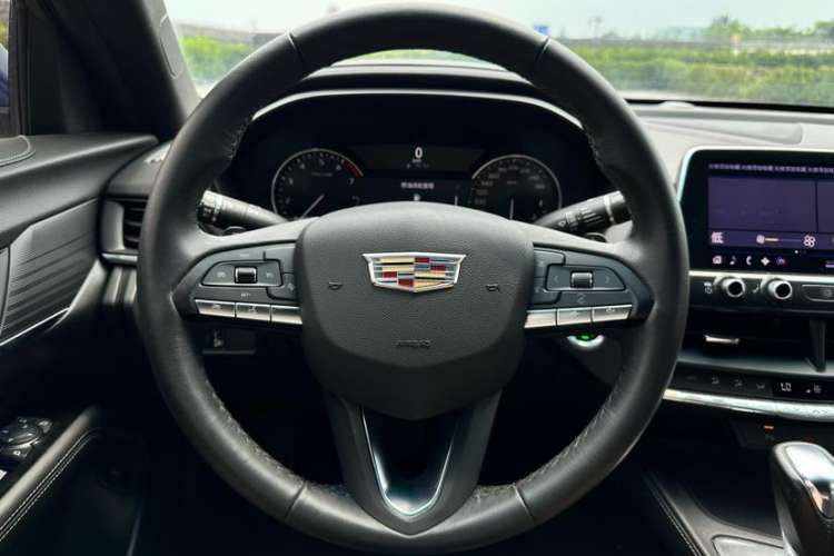 Used Cadillac CT4 2021 28T Fashion Edition Interior 2